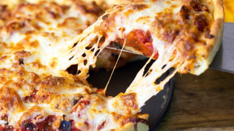 サージ・Foil　ボーダーレス　ニンジャ・ピザ/Ninja Pizza Ninja Pizza (Borderless) (Surge Foil) Commander: Teenage Mutant