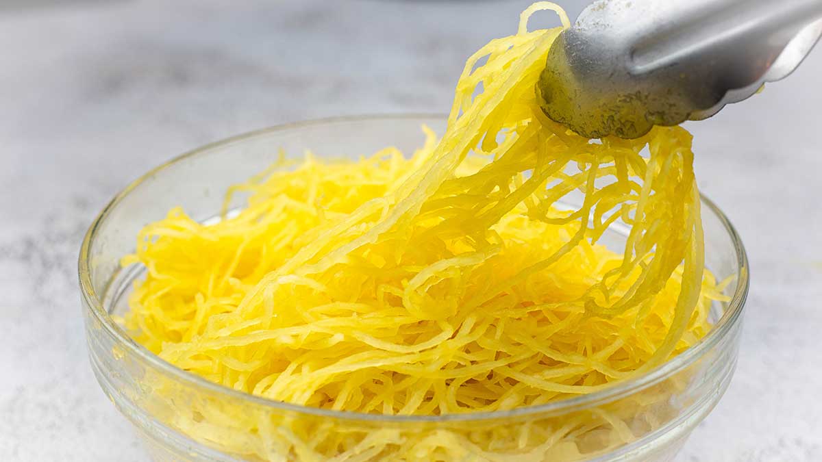 spaghetti squash strands in a glass bowl