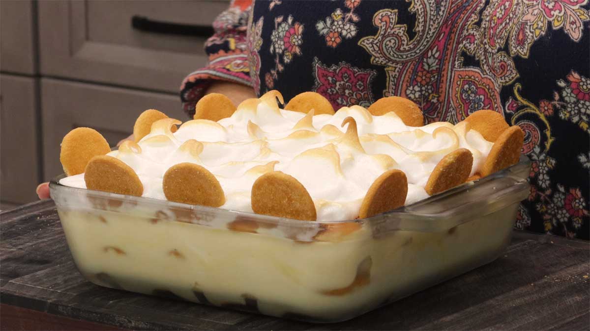 cookies on top of banana pudding just before serving.