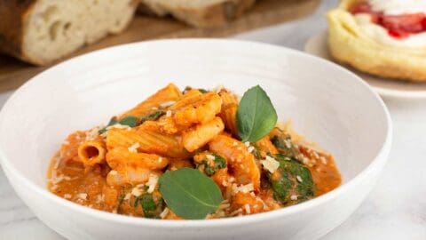 Shrimp & Spinach Pasta in a Creamy Tomato Sauce - The Salted Pepper